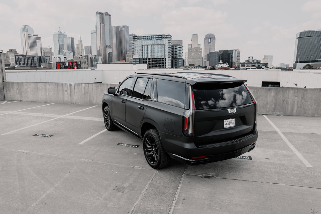 ESCALADE SPORT PLATINUM (BLACK)