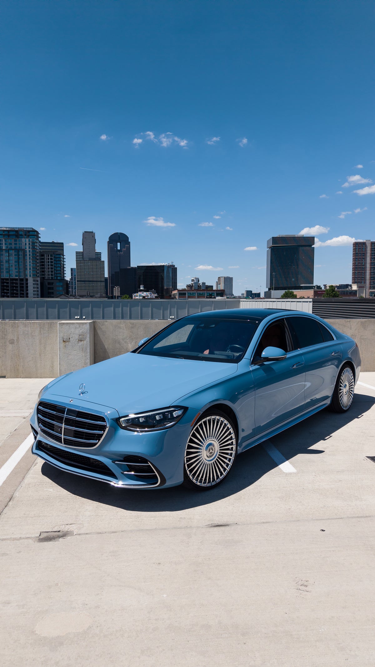 MERCEDES BENZ S580